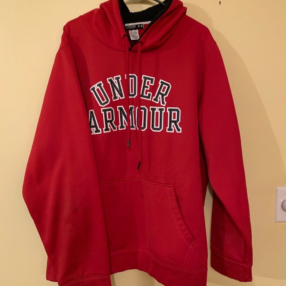 Men’s Under Armour Sweatshirt
